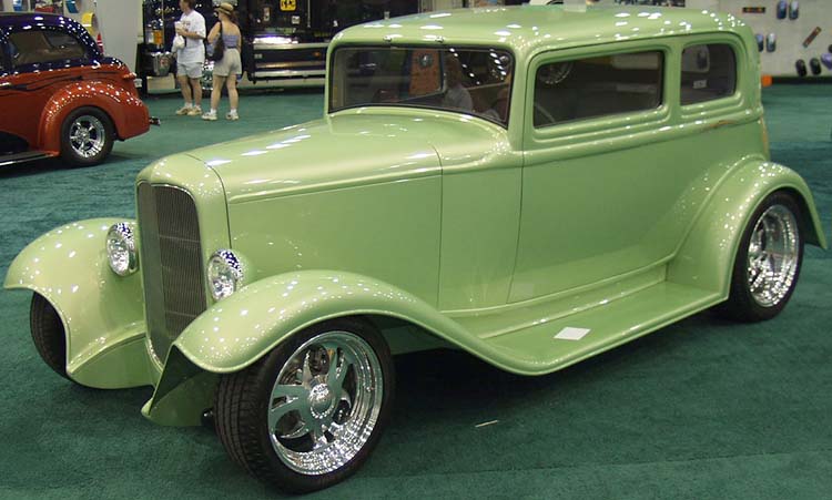 32 Ford Chopped Victoria Sedan