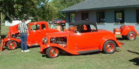 32 Ford Coupe & Roadster