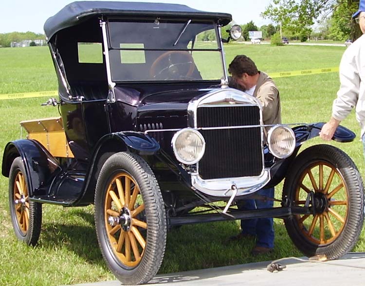 25 Ford Model T Roadster Pickup