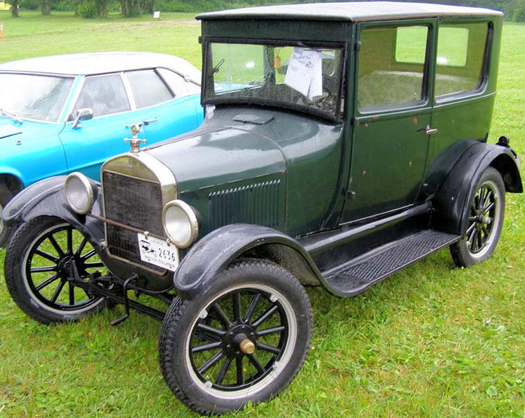 26 Ford Model T Tudor Sedan