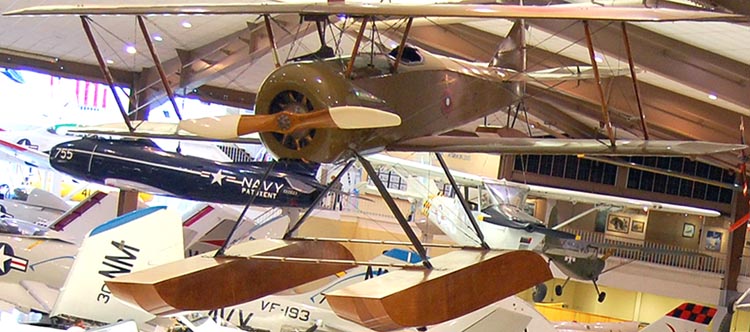 BiWing Floatplane