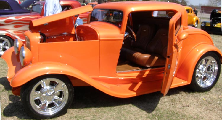 32 Ford Chopped 3W Coupe