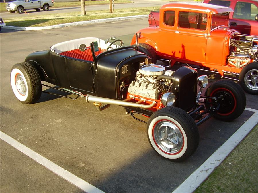 26 Ford Model T Hiboy Roadster