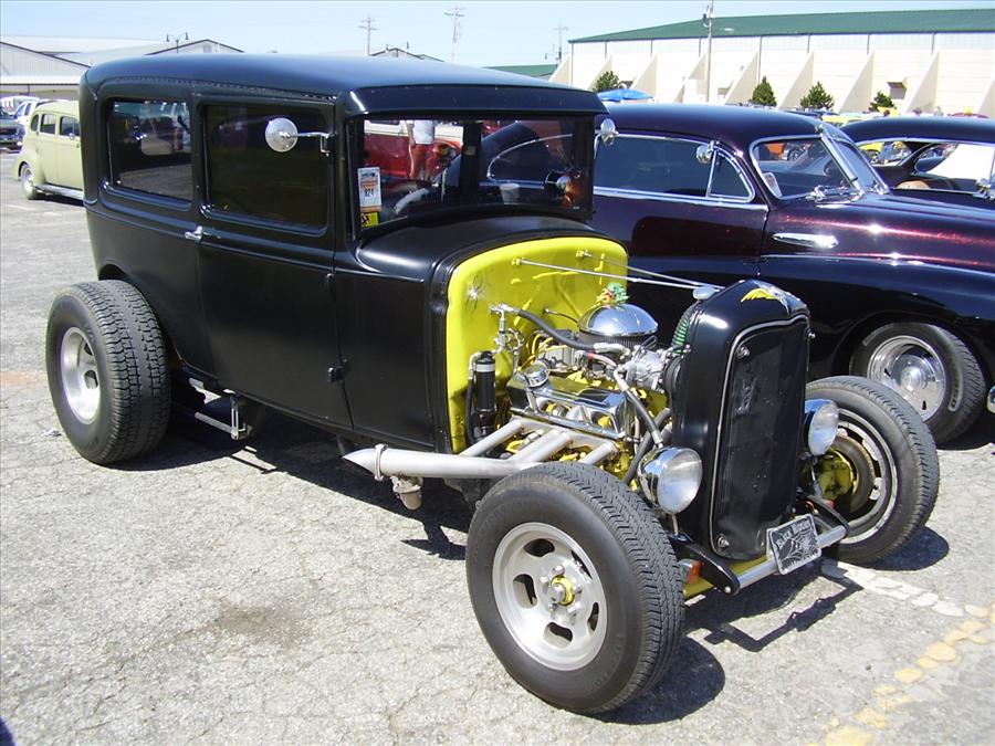 30 Ford Model A Hiboy Tudor Sedan